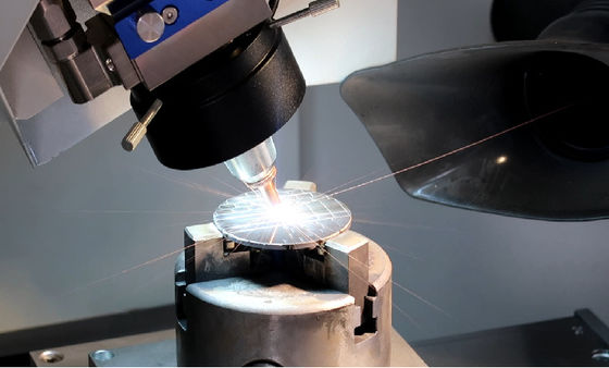 Total 4KW Power Metal Fiber Laser Cutting Machine 380V For PCD / PCBN